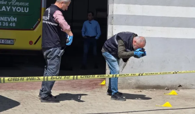 Bursa’da sokak ortasında infaz girişimi! Kanlar içinde yere yığıldı...