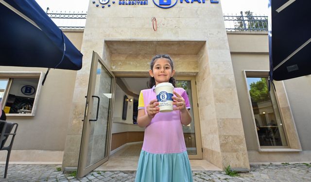 Burfaş B Kafe'ler yoğun ilgi görüyor