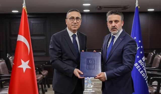 Bursa Büyükşehir’de 90 bin TL’lik dev promosyon anlaşması imzalandı!
