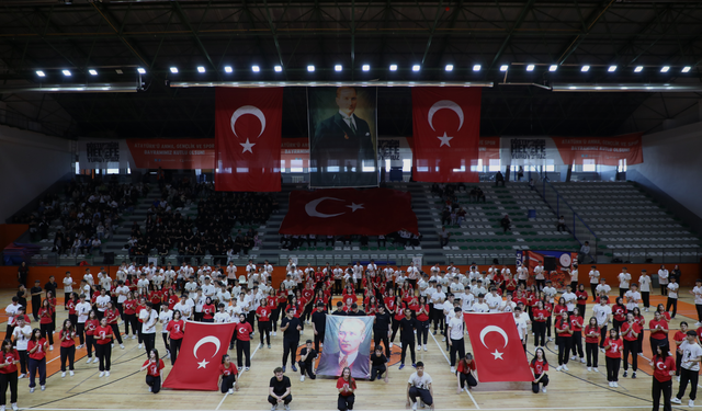 19 Mayıs İnegöl’de Coşkuyla Kutlandı