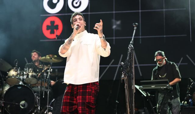 Bursa Kahve Festivali’nin ikinci gününde Can Bonomo rüzgarı esti