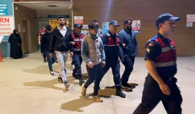 Bursa'da kaçak göçmenlerin saklandığı ev deşifre oldu