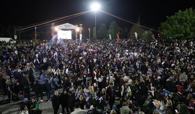 Bursa'da baharın müjdesi 'hıdırellez' coşkuyla kutlandı