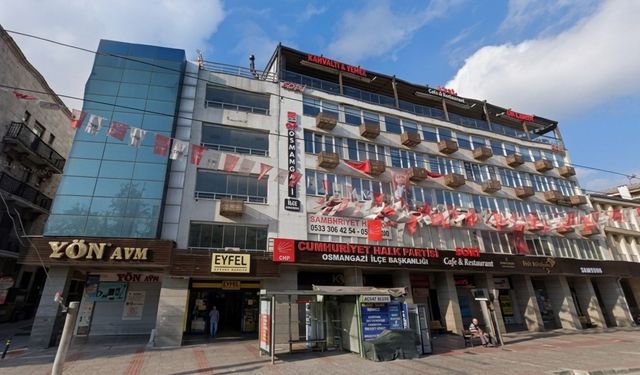 Bursalıların her gün önünden geçtiği o yapı tarih oluyor!