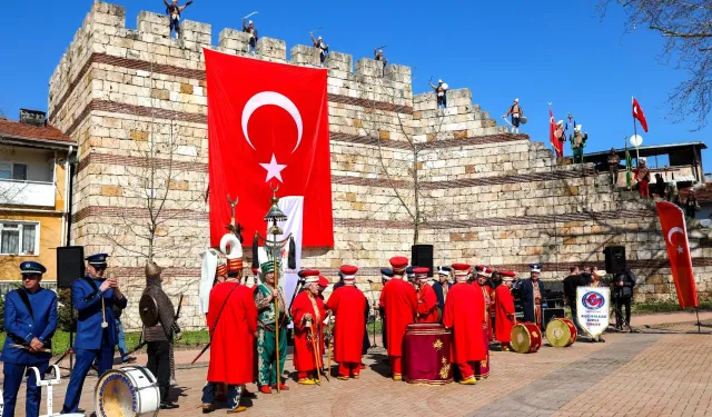 Bursa’nın fethine özel mehteran şöleni başladı