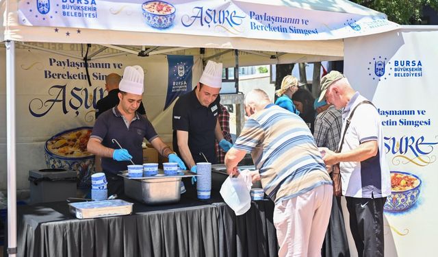 Bursa’da 28 noktada sokakları saran tatlı geleneği