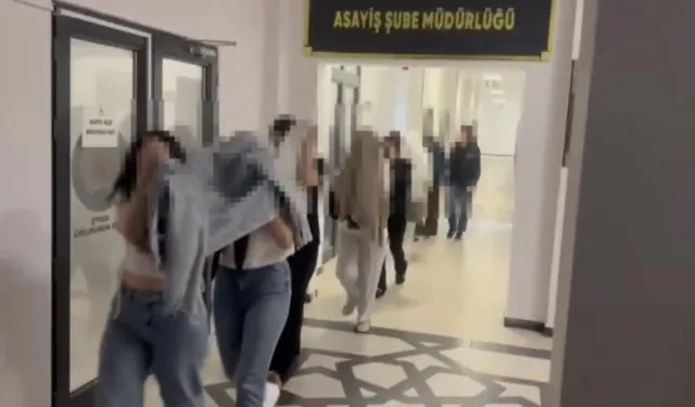 Bursa dahil 4 ilde fuhuş baskını: Şebekenin ‘kirli ajandası’ ele geçirildi!