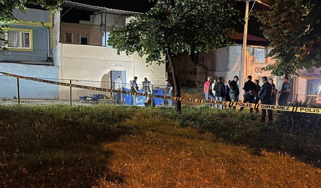 Bursa’da sokak ortasında dehşet! Karı kocaya kurşun yağdırdı, kayıplara karıştı