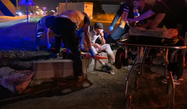 Bursa'da kontrolden çıkan motosiklet levhaya çarptı! Sürücünün durumu kritik