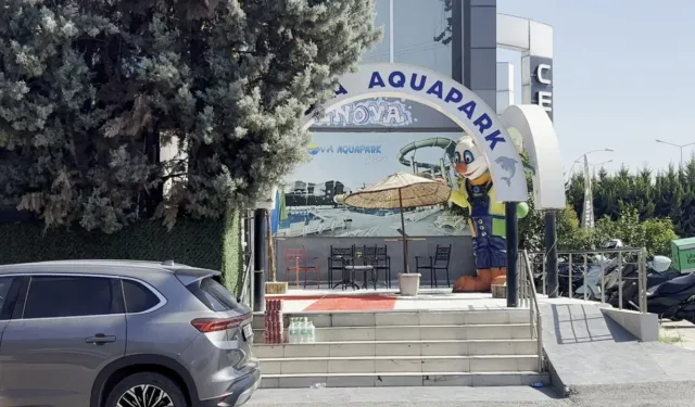 Bursa’da korkutan kaza! Aquapark çalışanı 10 metreden düştü…