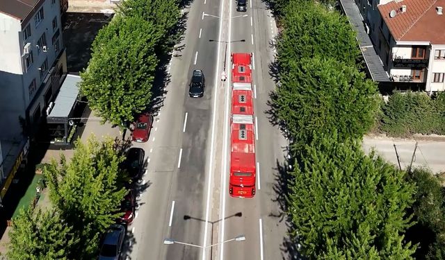 Bursa'nın o ilçesinde ulaşım değişiyor! Metrobüs ilk kez denendi