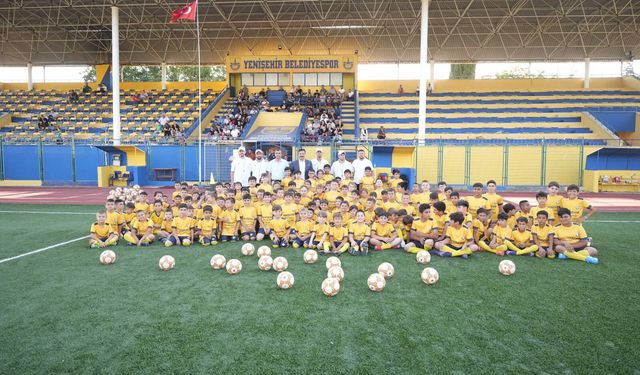 Bursa’da geleceğin futbolcuları sahaya çıktı