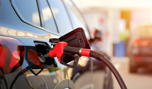 Motorin indirimi istasyonlarda yüzünü gösterdi