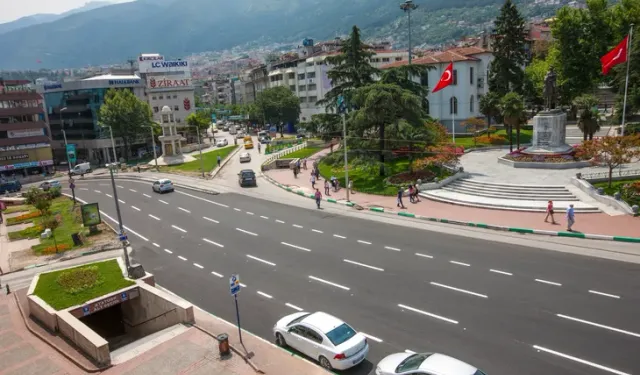 Bursa’da akşam trafiği değişiyor! Kapanacak yollar tek tek açıklandı