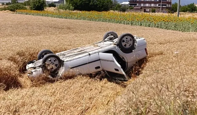 Bursa’da korkutan kaza! Savrulan otomobil tarlaya uçtu