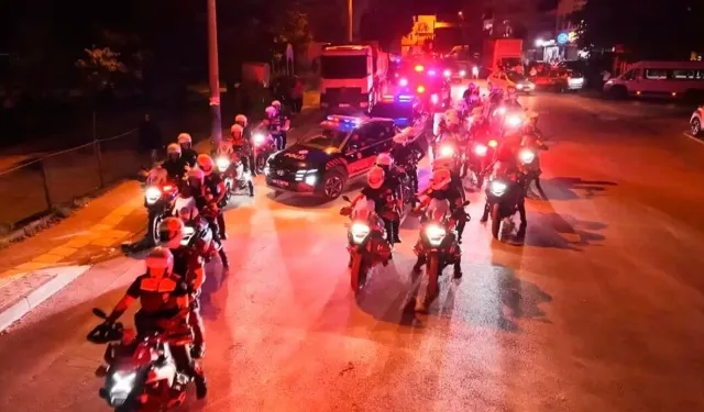 Bursa'da 30 firari yakalandı!