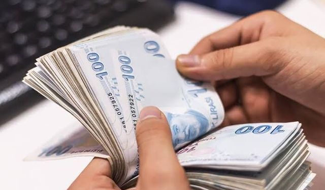 Emeklilere çifte destek! Maaşlar bu tutara tamamlanacak