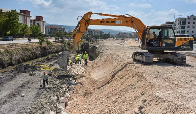 Bursa’da dev dönüşüm sürüyor! 550 metrelik alanda kapsamlı çalışma
