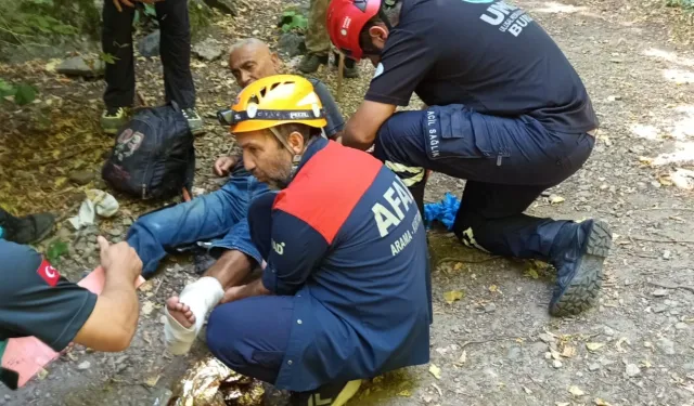 Bursa’da dağda mahsur kalan 2 kişiye ekipler ulaştı!