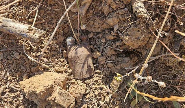 Bursa'da toprağın altından çıktı! 129 yıllık Fransız yapımı 2 el bombası bulundu