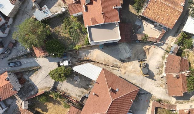 Bursa’da kırsal mahallede 5 bin 800 metrelik altyapı hamlesi!