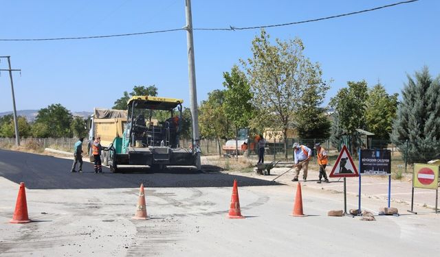 Bursa’da o güzergah yenilendi! 1.200 ton asfalt serildi