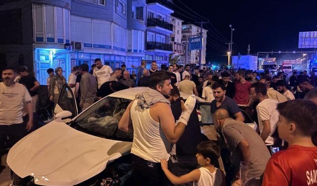 Bursa’da kırmızı ışık ihlali faciaya dönüştü! 1’i ağır 5 yaralı