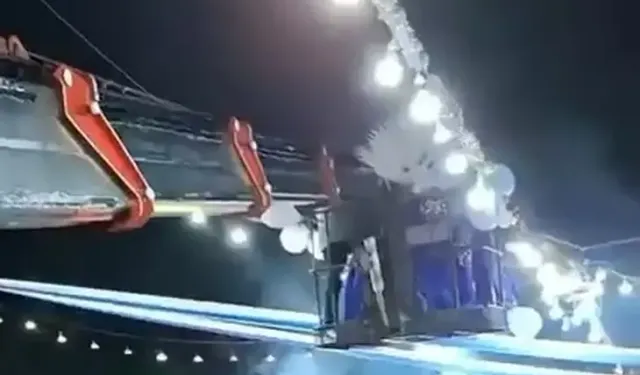 Bursa’da görenleri şaşırtan düğün girişi! Gelin ve damat vinçle sahneye indi