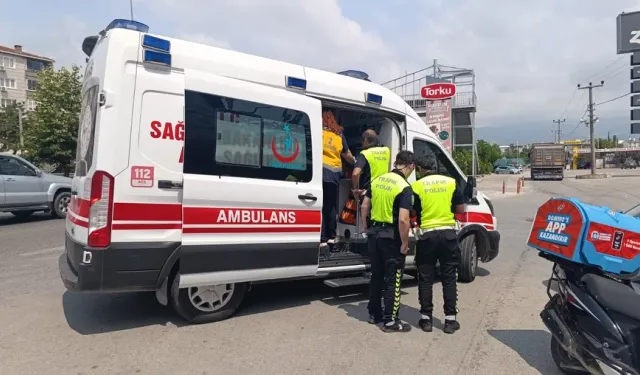 Bursa'da Dönüş Yapan Otomobile Arkadan Çarptı