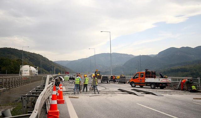 Bursa’da yola çıkacaklar dikkat! O güzergâhta trafik tek şeride düştü
