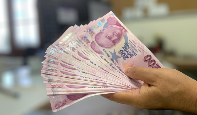 Kademeli emeklilikte son durum ne? Uzman isim merak edilenleri açıkladı