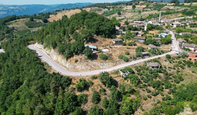 Bursa’da 12 mahalleyi ilgilendiriyor! 50 kilometrelik yol yenilendi