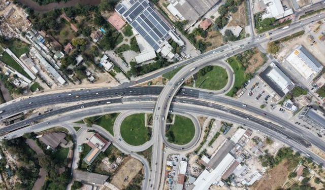 Şahin Biba sözünü tuttu! Bursa’da Geçit Köprüsü trafiğe açıldı