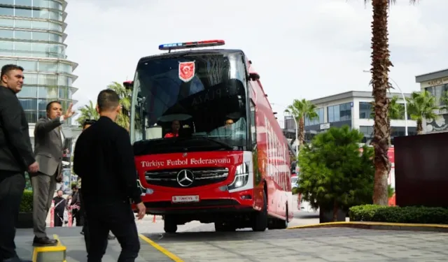 A Milli Futbol Takımı Bursa'da! İtalya maçı öncesi hazırlıklar başlıyor