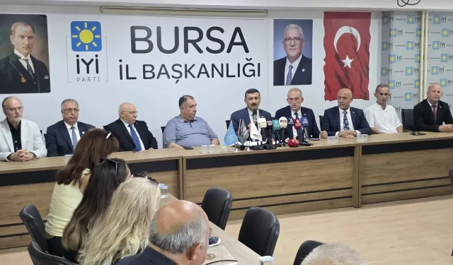 Bursa’da İYİ Parti milletvekilleri 3 yıllık Meclis bilançosunu açıkladı
