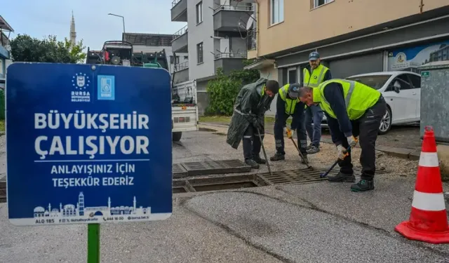Bursa’da kuvvetli yağış sonrası ekipler alarma geçti