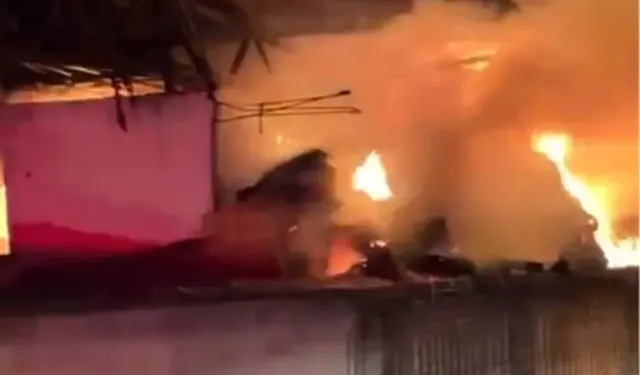 Bursa'da çiftlikte yangın! Binlerce balya kül oldu