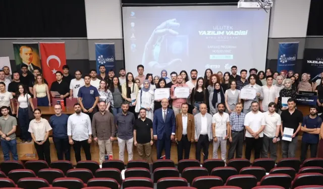 Bursa'da 900 öğrenci başvurdu, 120 genç seçildi! ULUTEK Yazılım Vadisi'nde yeni dönem