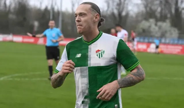 Bursaspor’dan 11. transfer! Yeni yıldız resmen açıklandı