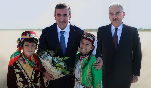 Bursa’da kritik ziyaret! Cevdet Yılmaz’ı Vali Ayyıldız karşıladı