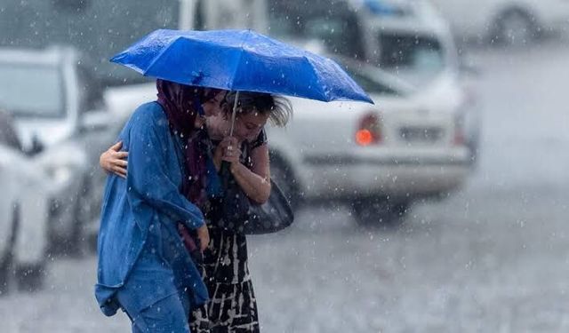 Meteoroloji'nin ardından İçişleri Bakanlığı da uyardı: Çok kuvvetli sağanak geliyor!