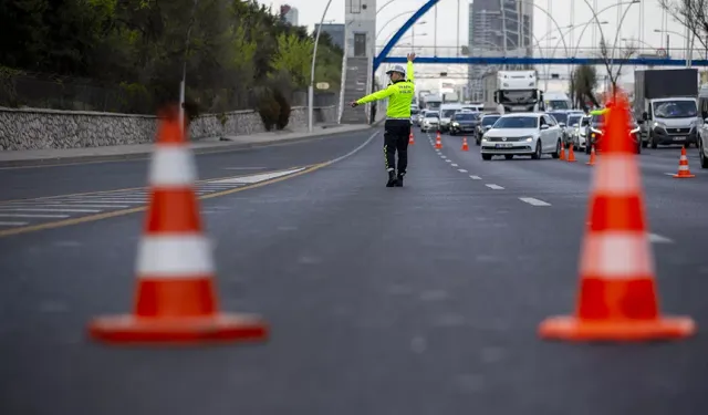 Bursalı sürücüler dikkat! O yol trafiğe kapatıldı