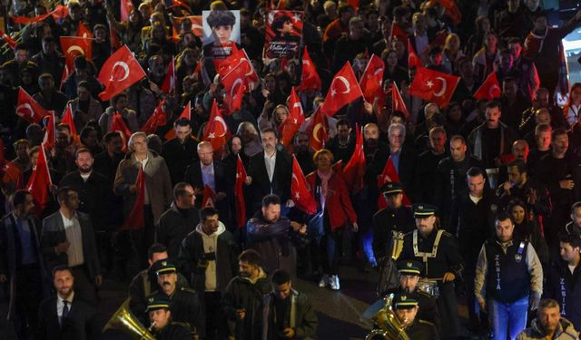 Bursa’da Cumhuriyet Bayramı kutlamalarına Berkay damga vurdu