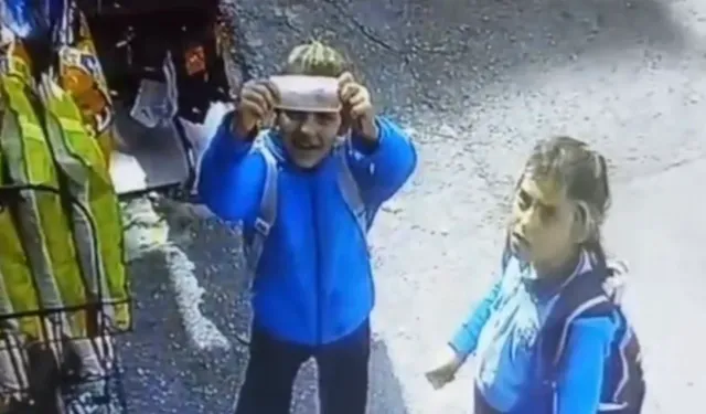 Bursa’da iki kardeşten örnek davranış! Parayı kapının altından bıraktılar