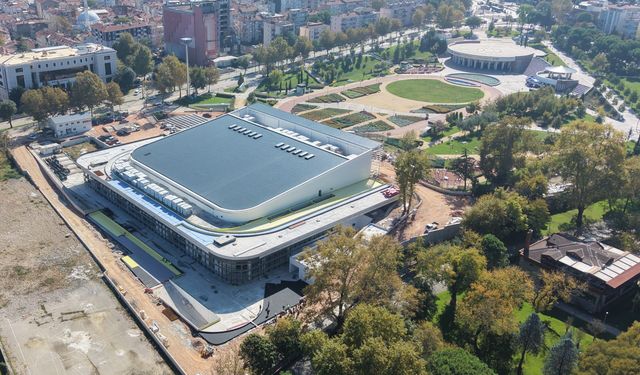 Bursa’da 5 bin kişilik yeni spor salonu! Atatürk Spor Salonu’nda sona doğru