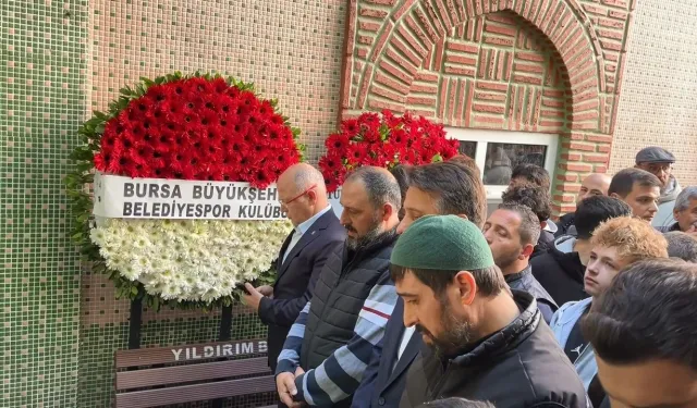 Bursa’da yürek yakan veda! 13 yaşındaki şampiyon güreşçi toprağa verildi