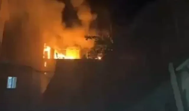 Bursa’da gece saatlerinde korkutan balkon yangını