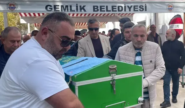 Bursa’da öldürülen çift son yolculuğuna uğurlandı