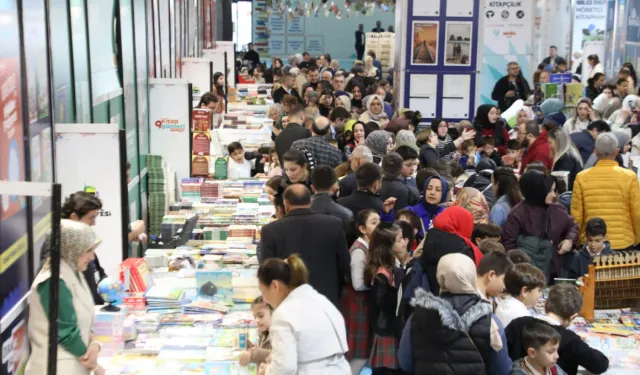 Bursa’da kitap şöleni için geri sayım başladı!