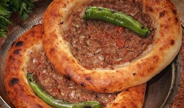 Bursa'da ünlü cantıkçı da listede! Ürününde tek tırnaklı eti çıktı